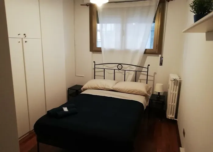 Apartment Vigliani Milan